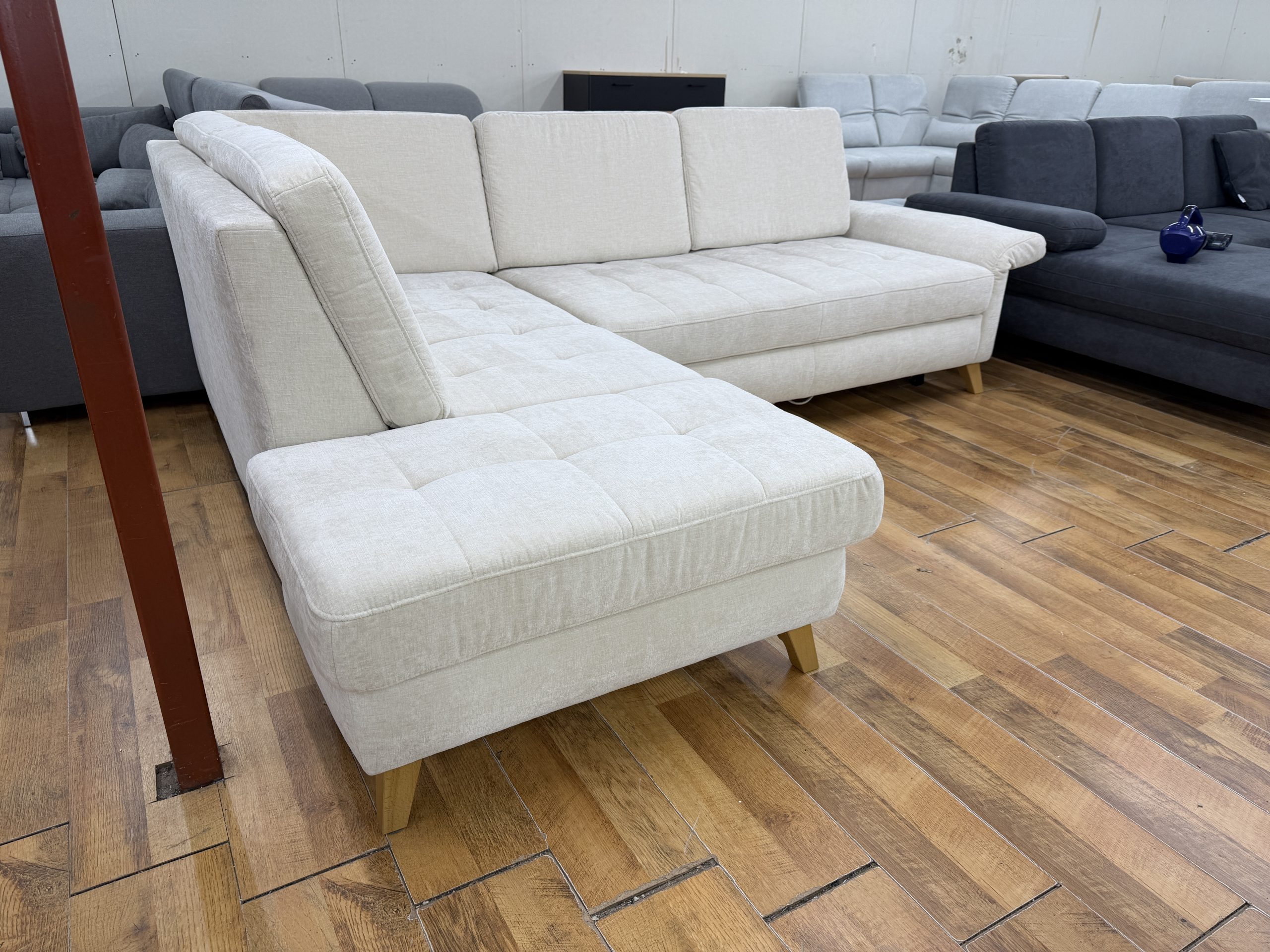 WESTHAM natúr bézs sarokkanapé – állítható ülésmélység, kihúzható ágyfunkció és ágyneműtartó - Image 4