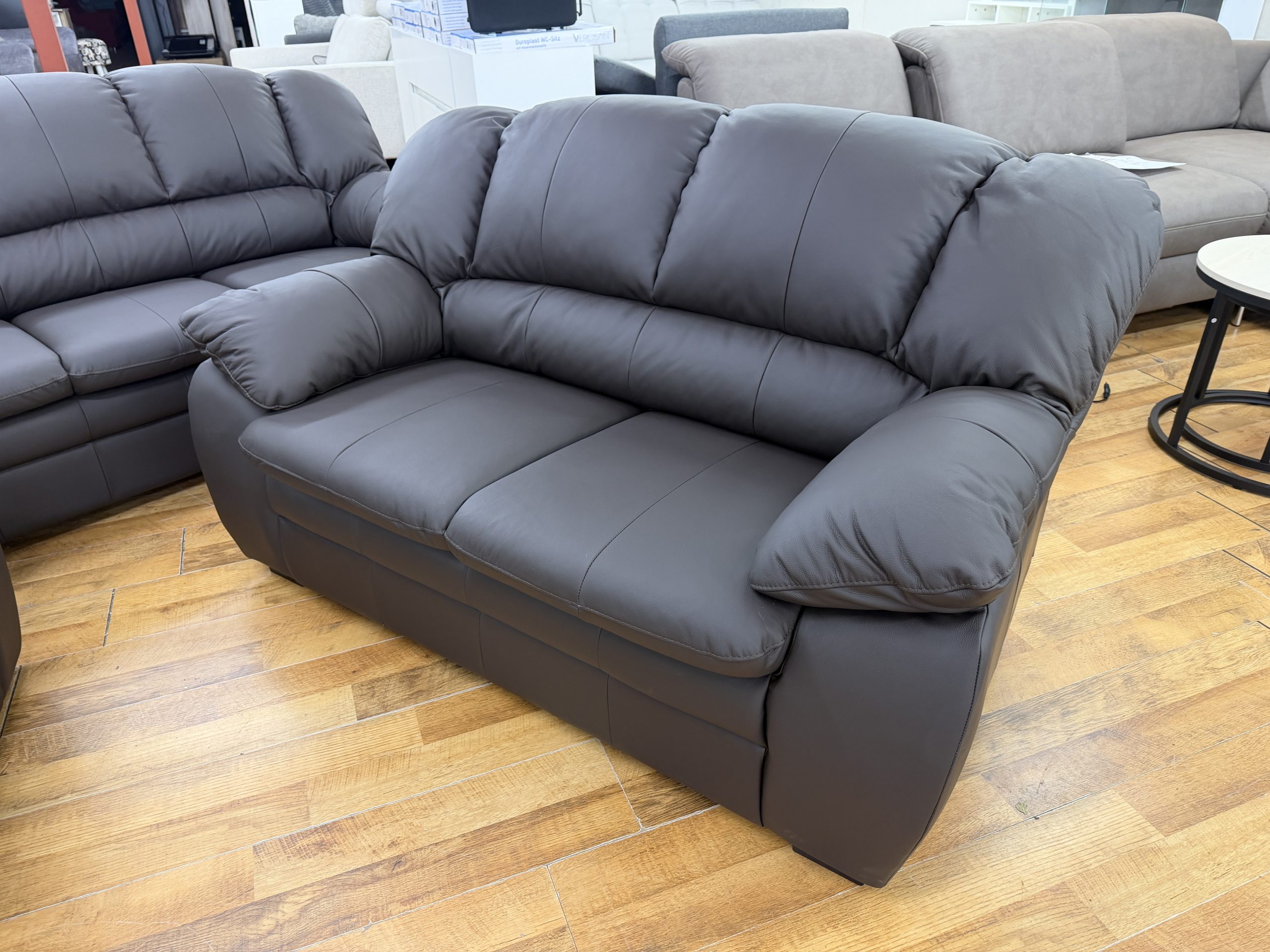 CASINO 3+2+1 valódi bőr ülőgarnitúra – sötétbarna – térben elhelyezhető - Image 5