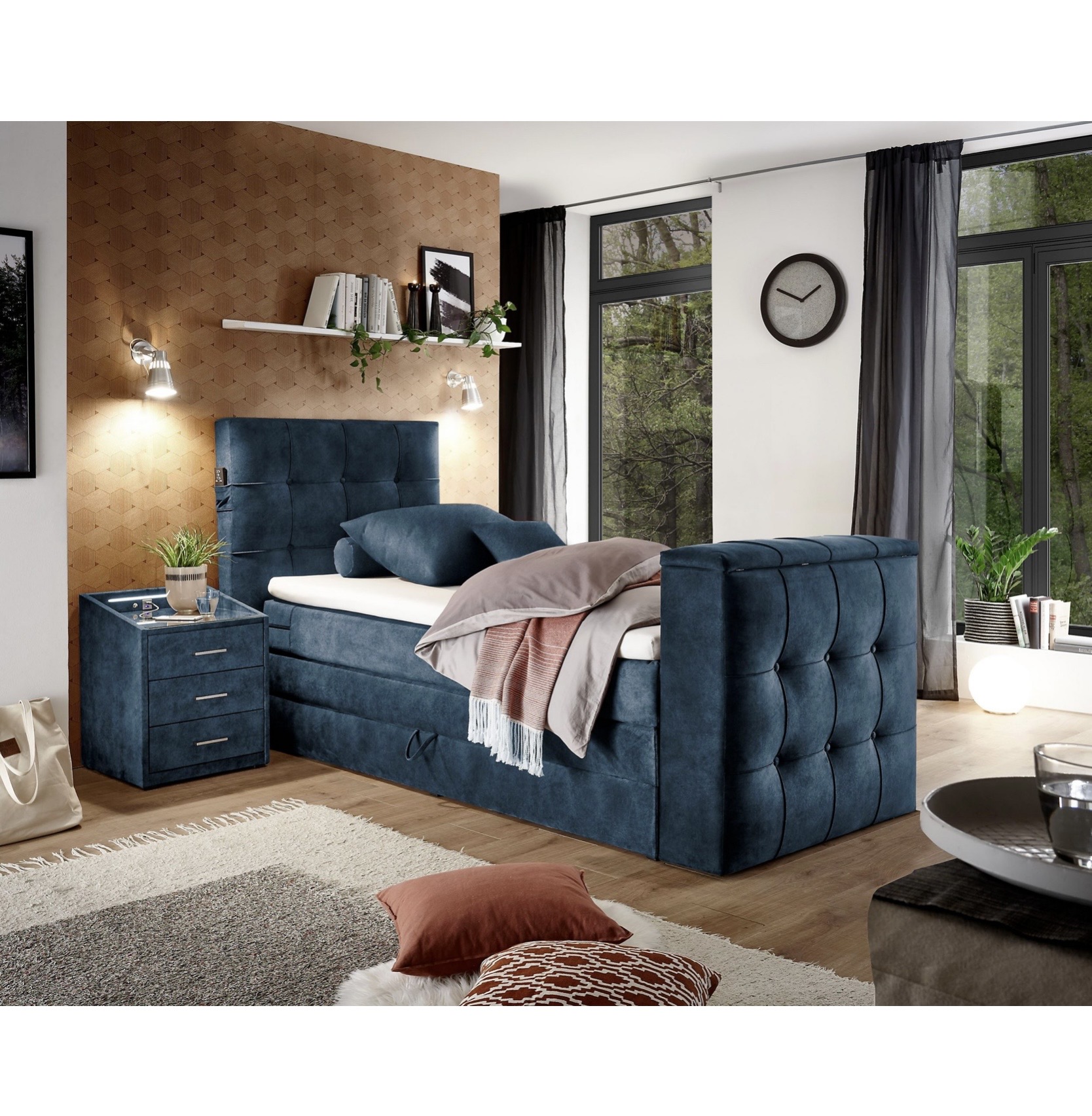 RICHMOND boxspring ágy – 120×200 cm – Holdfénykék – süllyeszthető TV-tartó + távirányító – ágyneműtartós - Image 3