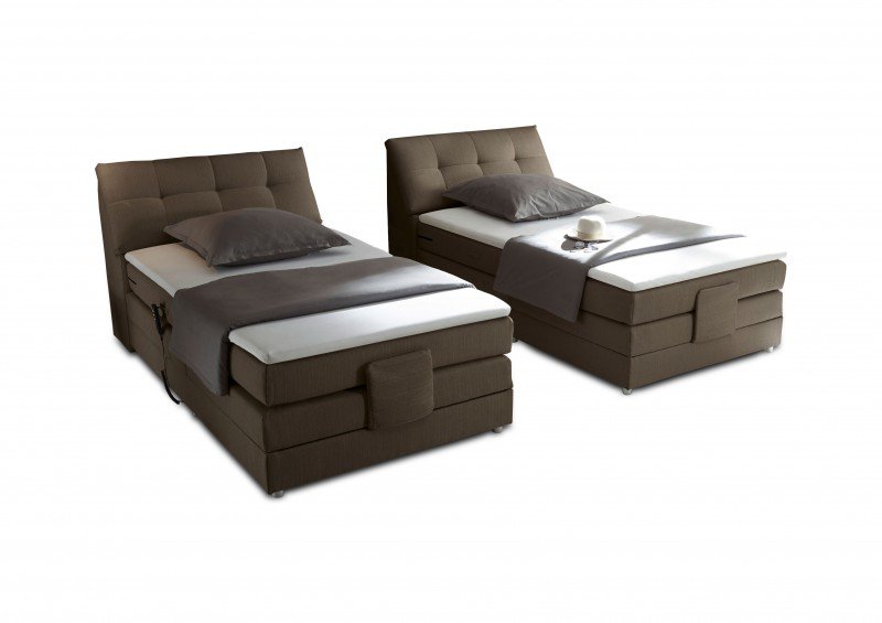 CARPINO boxspring ágy motoros állítással, topperrel és fejtámla tárolóval – szürkésbarna színben - Image 4