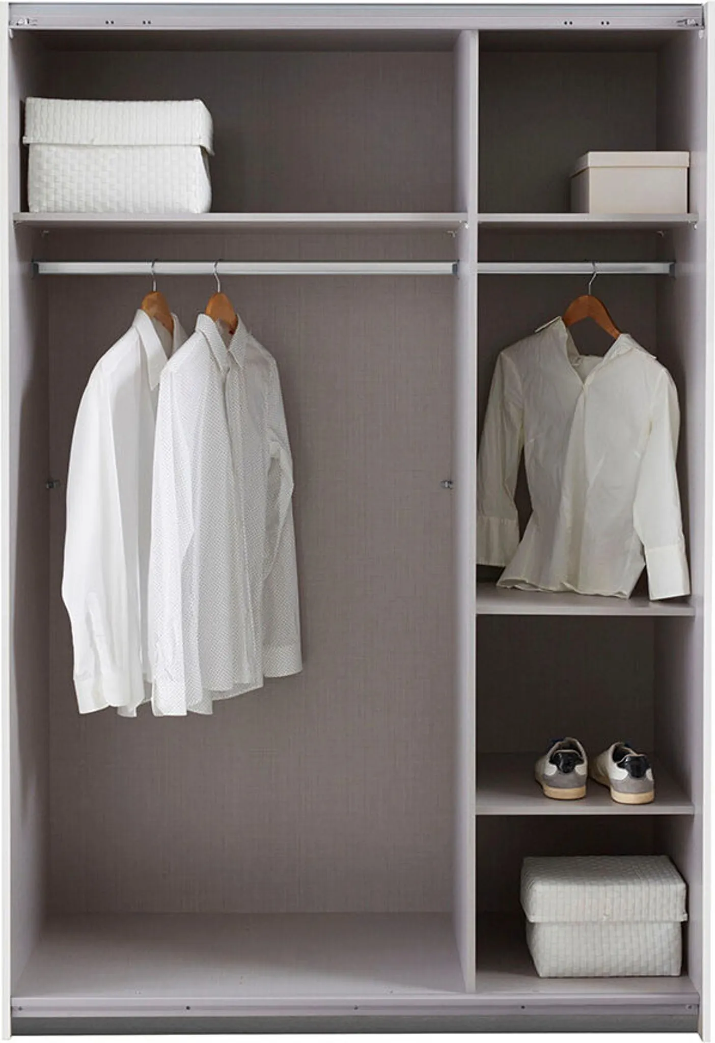 Bramfeld 1 tolóajtós szekrény 135 cm – fehér színben fehér tejüveg díszítéssel - X60 - Image 3