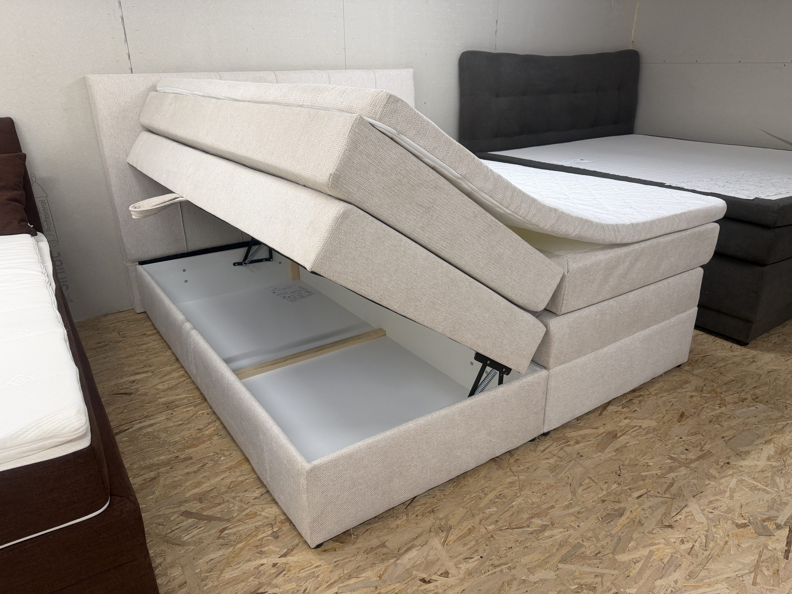 Lauro Boxspring ágy bézs színben – 180×200 cm fekvőfelülettel, extra H4 keménységű matracokkal - Image 6