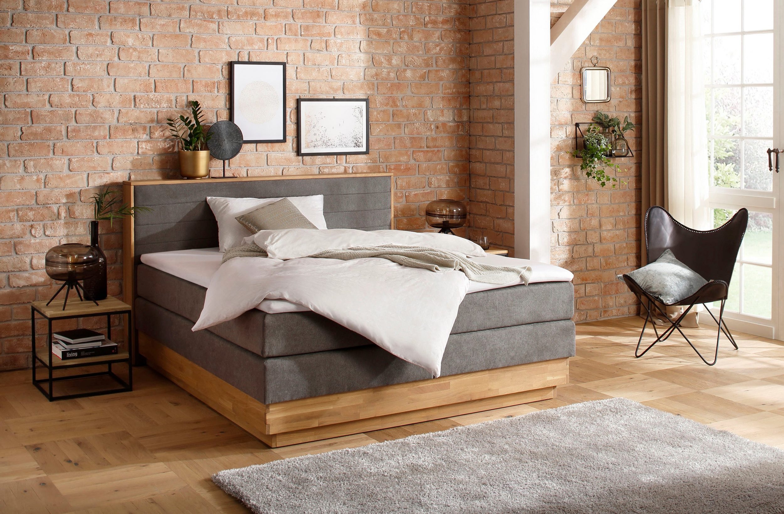 CAVAN prémium boxspring franciaágy 180 × 200 cm – antracitszürke szövet, tömör tölgyfa keret, 2 ágyneműtartó, H3/H4 matrac és fedőmatrac
